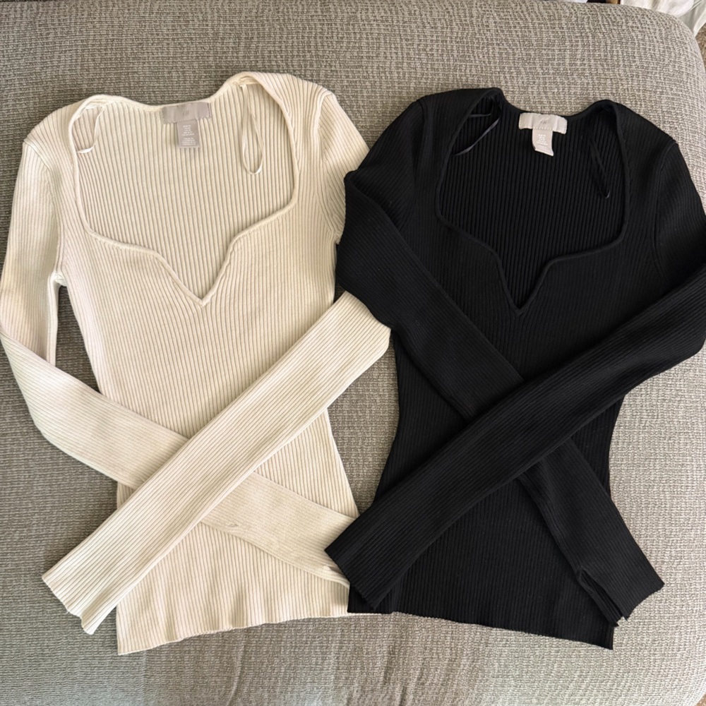 Bundle of 2 H&M long sleeve knit tops